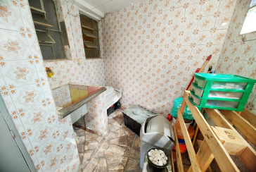 Casa assobradada à venda no Parque São Domingos na Rua Armando Martino