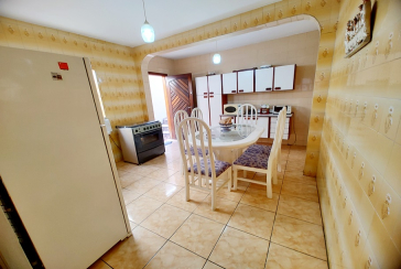 Casa assobradada à venda no Parque São Domingos na Rua Armando Martino