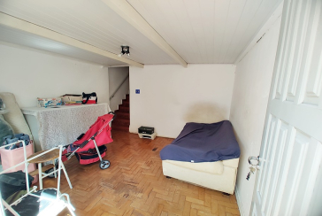 Casa assobradada à venda no Parque São Domingos na Rua Armando Martino