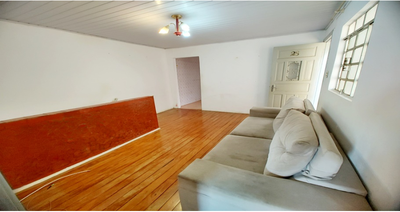 Casa assobradada à venda no Parque São Domingos na Rua Armando Martino