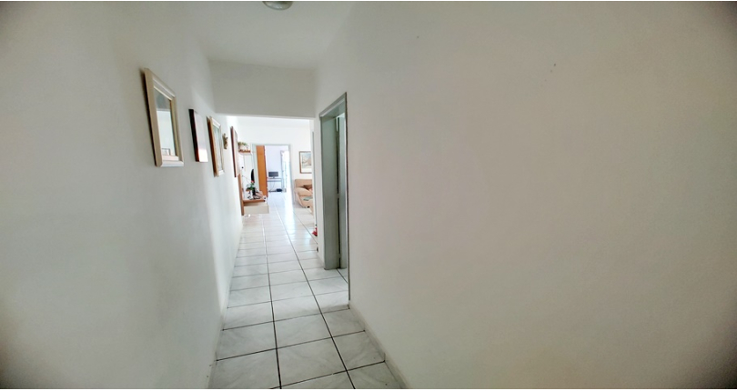 Casa assobradada à venda no Parque São Domingos na Rua Armando Martino