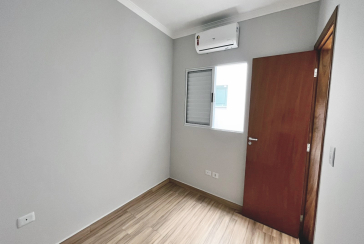 Sobrado novo à venda no Parque São Domingos na Rua Almeida Filho