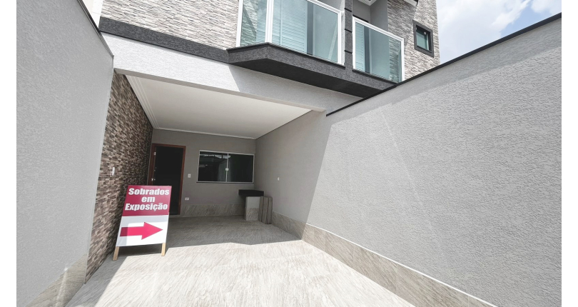 Sobrado novo à venda no Parque São Domingos na Rua Almeida Filho