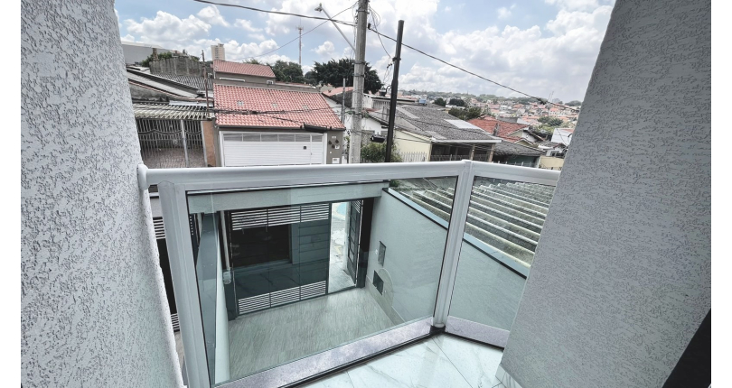 Sobrado novo à venda no Parque São Domingos na Rua Almeida Filho,  