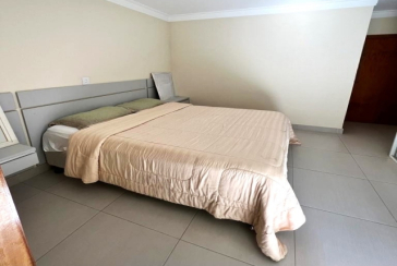 Sobrado à venda na Vila Mangalot na Rua José Barreto dos Santos