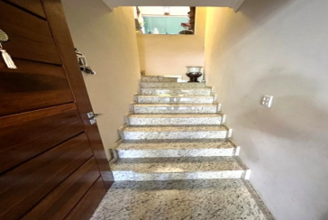 Sobrado à venda na Vila Mangalot na Rua José Barreto dos Santos