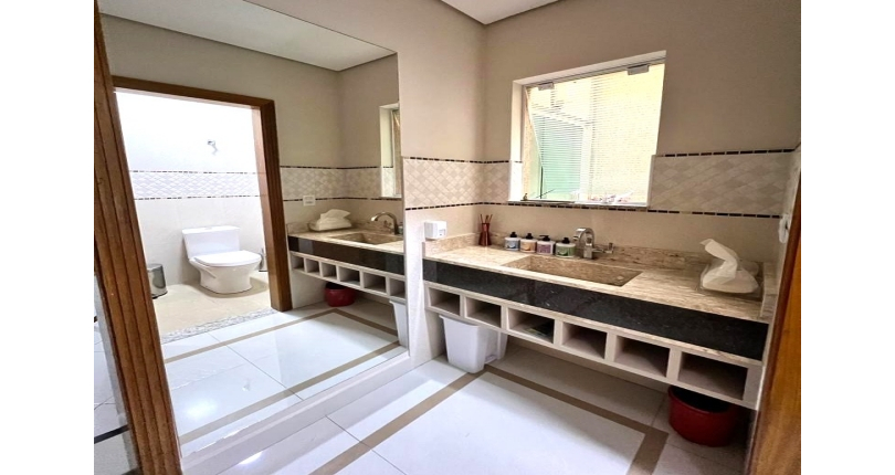 Sobrado à venda na Vila Mangalot na Rua José Barreto dos Santos