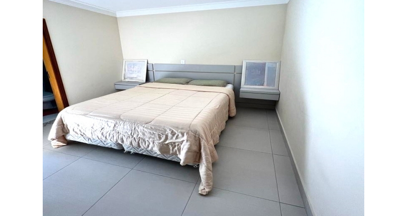 Sobrado à venda na Vila Mangalot na Rua José Barreto dos Santos