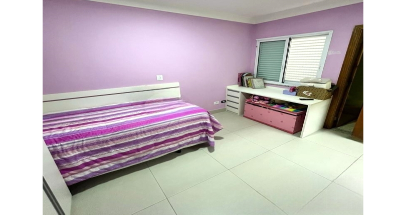 Sobrado à venda na Vila Mangalot na Rua José Barreto dos Santos