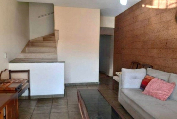 Sobrado à venda no Parque São Domingos na Rua José da Costa Valério