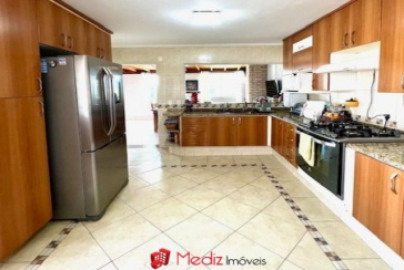 Belo Sobrado à venda no Parque São Domingos na Rua Coronel Joaquim Monteiro, 