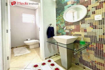 Belo Sobrado à venda no Parque São Domingos na Rua Coronel Joaquim Monteiro, 