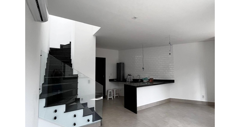 Sobrado à venda Rua Homero Sales, Parque São Domingos - Imóveis à Venda