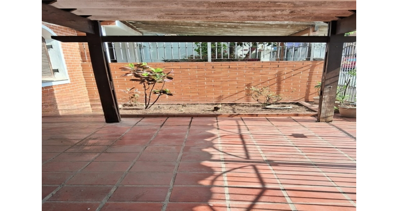 Casa à venda na Vila Romana na Rua Barra do Chapéu, 