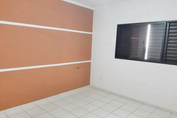 Bom Sobrado à venda no Jardim Mangalot na Rua General Lauro Cavalcanti de Farias,