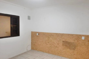 Bom Sobrado à venda no Jardim Mangalot na Rua General Lauro Cavalcanti de Farias,