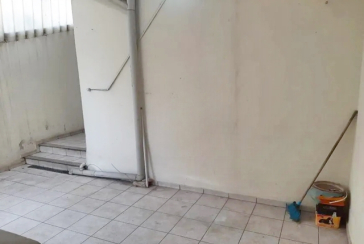 Bom Sobrado à venda no Jardim Mangalot na Rua General Lauro Cavalcanti de Farias,