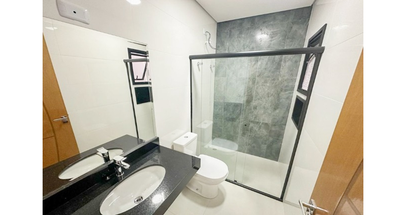 LINDO Sobrado novo á venda no Parque São Domingos na Rua Armando Martino