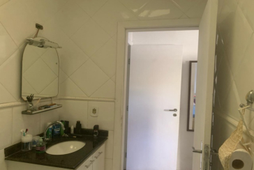 Bom Sobrado à venda na Vila Guedes na Rua Maria Julieta Drummond de Andrade