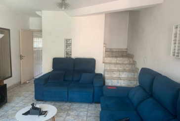 Bom Sobrado à venda na Vila Guedes na Rua Maria Julieta Drummond de Andrade