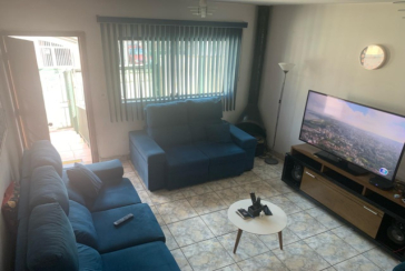 Bom Sobrado à venda na Vila Guedes na Rua Maria Julieta Drummond de Andrade