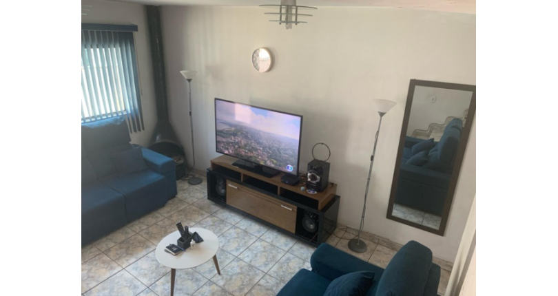 Bom Sobrado à venda na Vila Guedes na Rua Maria Julieta Drummond de Andrade