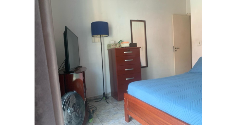 Bom Sobrado à venda na Vila Guedes na Rua Maria Julieta Drummond de Andrade