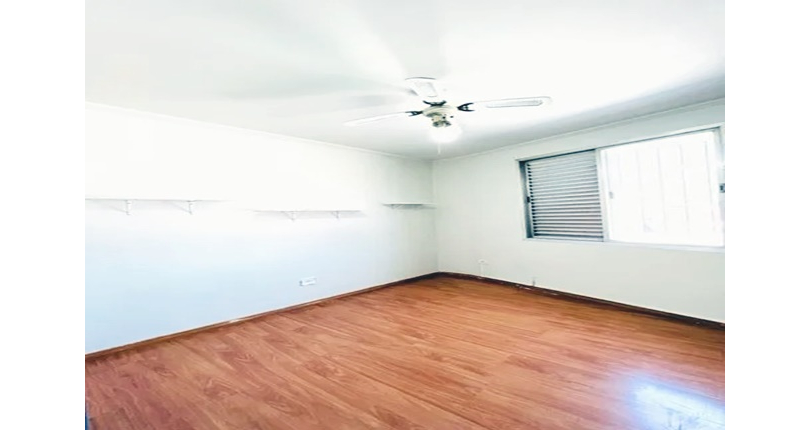 Sobrado à venda Avenida Joaquim de Magalhães, Parque São Domingos - Imóveis à Venda