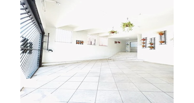 Sobrado à venda no Bairro do Parque São Domingos 