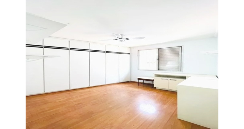 Sobrado à venda no Bairro do Parque São Domingos 