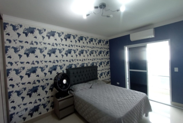 Belo Sobrado à venda no Bairro da Vila Piauí na Rua Afonso Claudio