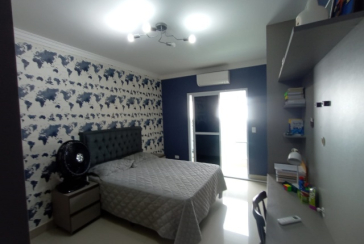 Belo Sobrado à venda no Bairro da Vila Piauí na Rua Afonso Claudio