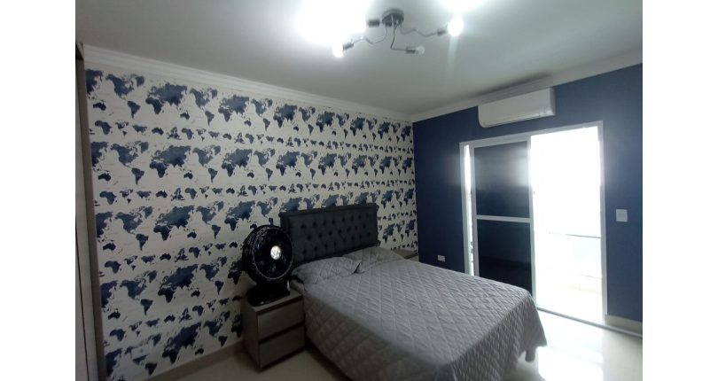 Belo Sobrado à venda no Bairro da Vila Piauí na Rua Afonso Claudio