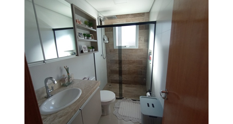 Belo Sobrado à venda no Bairro da Vila Piauí na Rua Afonso Claudio