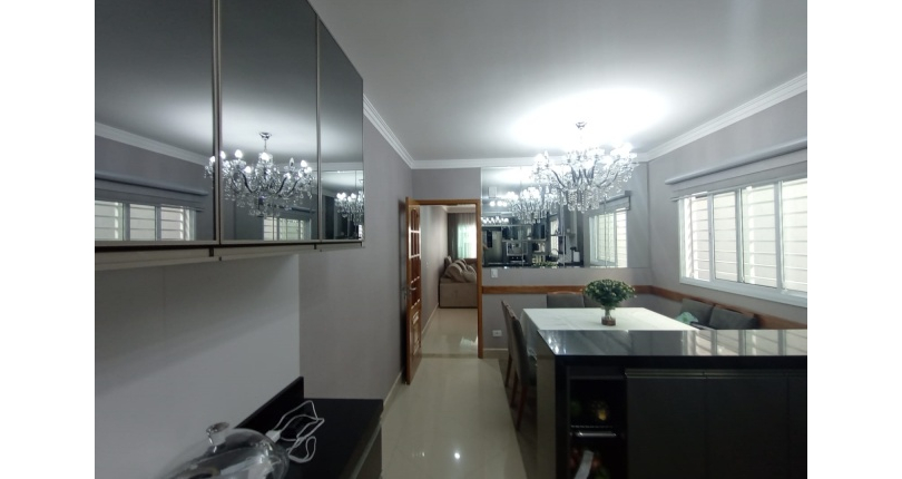 Belo Sobrado à venda no Bairro da Vila Piauí na Rua Afonso Claudio