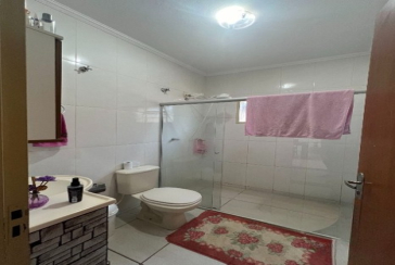 Casa à venda em Pirassununga no Bairro do Parque Clayton Malaman na Rua Acácio dos Santos Júnior