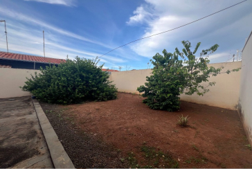 Casa à venda em Pirassununga no Bairro do Parque Clayton Malaman na Rua Acácio dos Santos Júnior