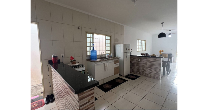 Casa à venda em Pirassununga no Bairro do Parque Clayton Malaman na Rua Acácio dos Santos Júnior