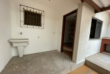 Sobrado à venda no Bairro do Parque Maria Domitila na Rua Monsenhor Castro Nery,