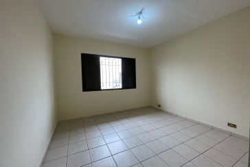 Sobrado à venda no Bairro do Parque Maria Domitila na Rua Monsenhor Castro Nery,