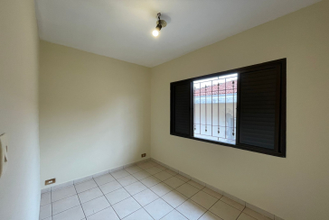 Sobrado à venda no Bairro do Parque Maria Domitila na Rua Monsenhor Castro Nery,