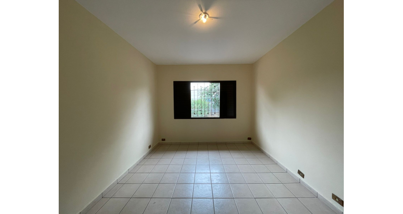 Sobrado à venda no Bairro do Parque Maria Domitila na Rua Monsenhor Castro Nery,