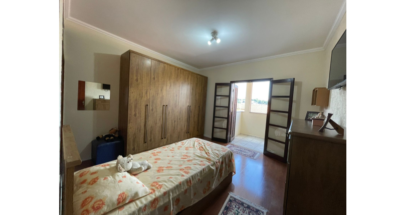 Sobrado à venda Rua Adalberto Melo Lucena, Jardim Santo Elias - Imóveis à Venda