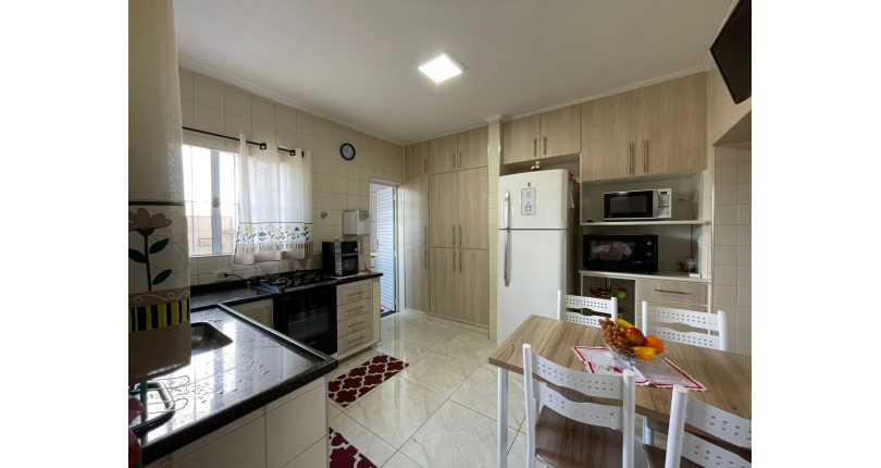 Sobrado à venda Rua Adalberto Melo Lucena, Jardim Santo Elias - Imóveis à Venda