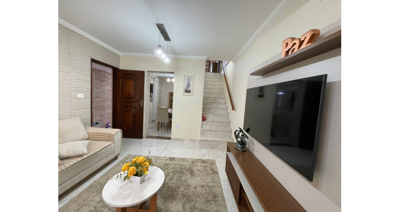 Sobrado à venda Rua Adalberto Melo Lucena, Jardim Santo Elias - Imóveis à Venda