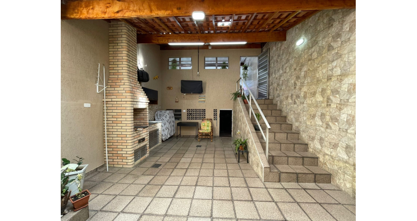 Sobrado à venda Rua Adalberto Melo Lucena, Jardim Santo Elias - Imóveis à Venda