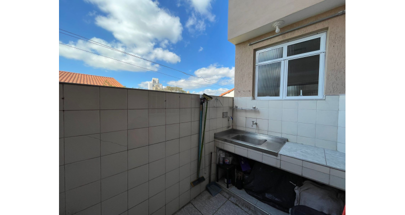 Sobrado à venda Rua Adalberto Melo Lucena, Jardim Santo Elias - Imóveis à Venda