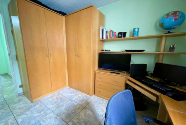 Bom Sobrado à venda no Conjunto Residencial Vista Verde na Rua Desembargador Vicente Sabino Júnior,