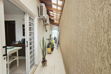 Sobrado à venda no Parque São Domingos na Rua Ibiraúna 