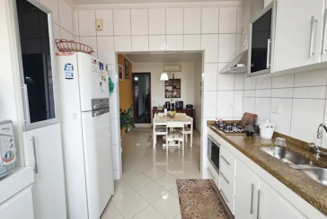 Sobrado à venda no Parque São Domingos na Rua Ibiraúna 